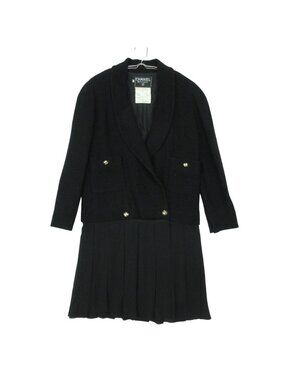 Chanel Tweed Suit Double Breasted Skirt Layered Gold Button Shawl